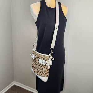 Coach Bag Khaki White Signature  Leather Crossbody Handbag NoL05K-3574 NWT